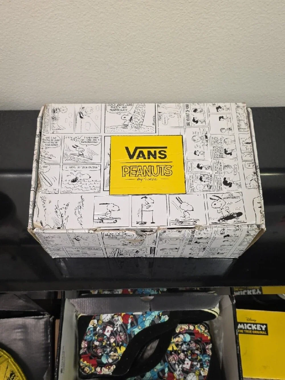 Vans x Peanuts Sk8 Hi Charlie Brown Men’s 8 Women’s 9.5
